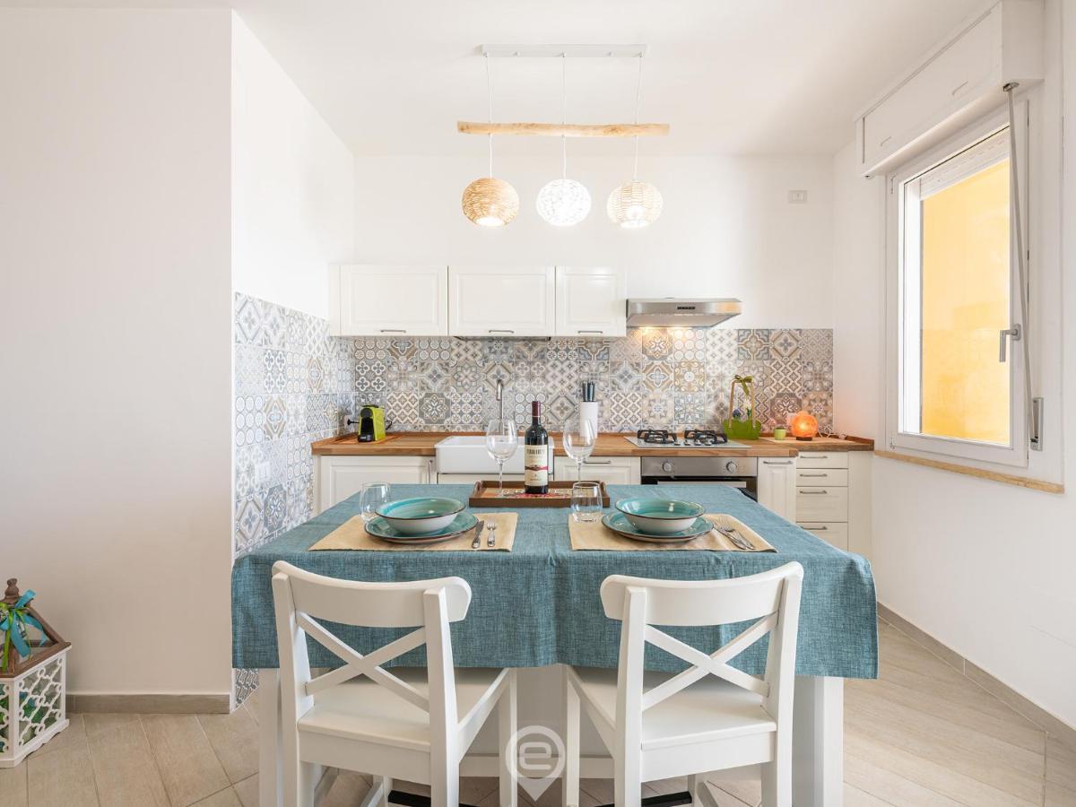 Poetto Panoramic Apartment Su Forti ภายนอก รูปภาพ